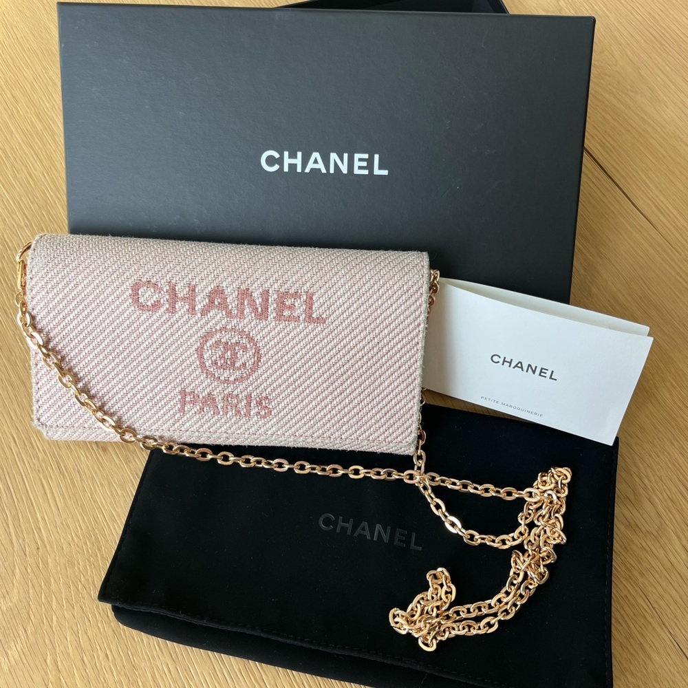 Chanel Deauville Flap Wallet – Pink Smoke | Box, Dust Bag + Chain Insert